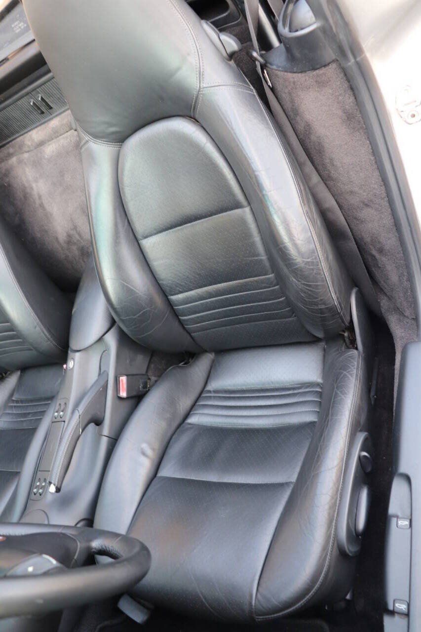 Used 2002 Porsche Boxster RWD image 27