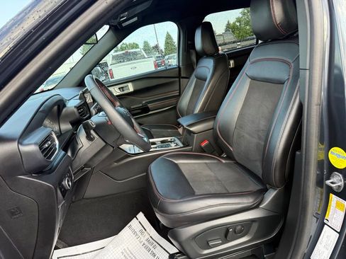 Certified 2024 Ford Explorer ST-Line w/ Class IV Trailer Tow Package AWD/4WD image 25