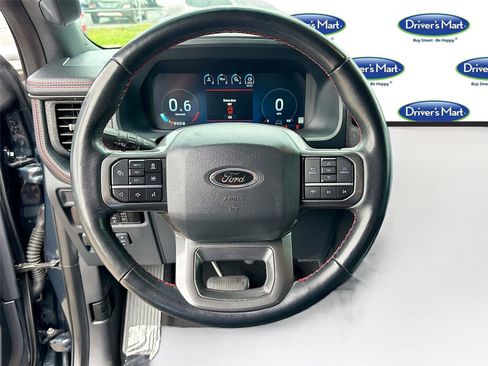 Used 2024 Ford Expedition Limited RWD image 11