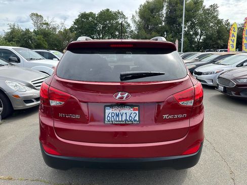 Used 2011 Hyundai Tucson GLS image 5