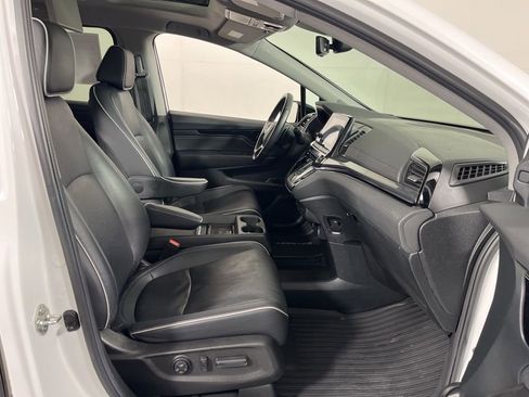 Certified 2024 Honda Odyssey Elite image 8