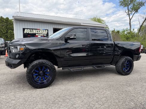 Used 2020 RAM 1500 Big Horn AWD/4WD image 1