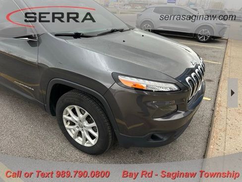 Used 2015 Jeep Cherokee Latitude AWD/4WD image 1