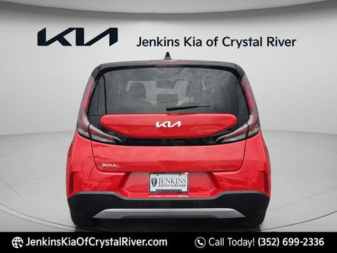 Used 2024 Kia Soul LX w/ Option Group 015 FWD image 8