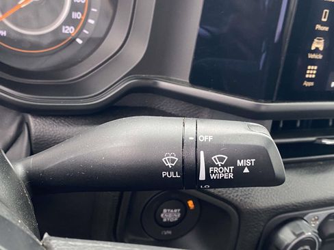 Used 2025 Jeep Wrangler Sport image 26