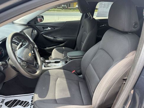 Used 2020 Chevrolet Malibu LT FWD image 11