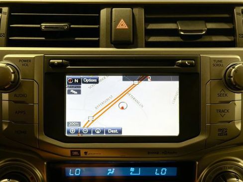 Used 2017 Toyota 4Runner Limited AWD/4WD image 11
