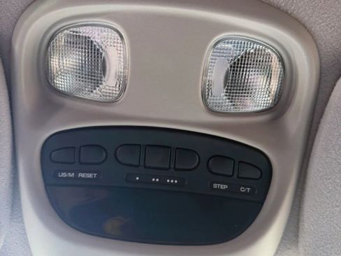 Used 2006 Dodge Dakota Laramie image 28