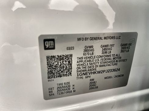 Certified 2023 Chevrolet Traverse LT w/ LT Premium Package AWD/4WD image 35
