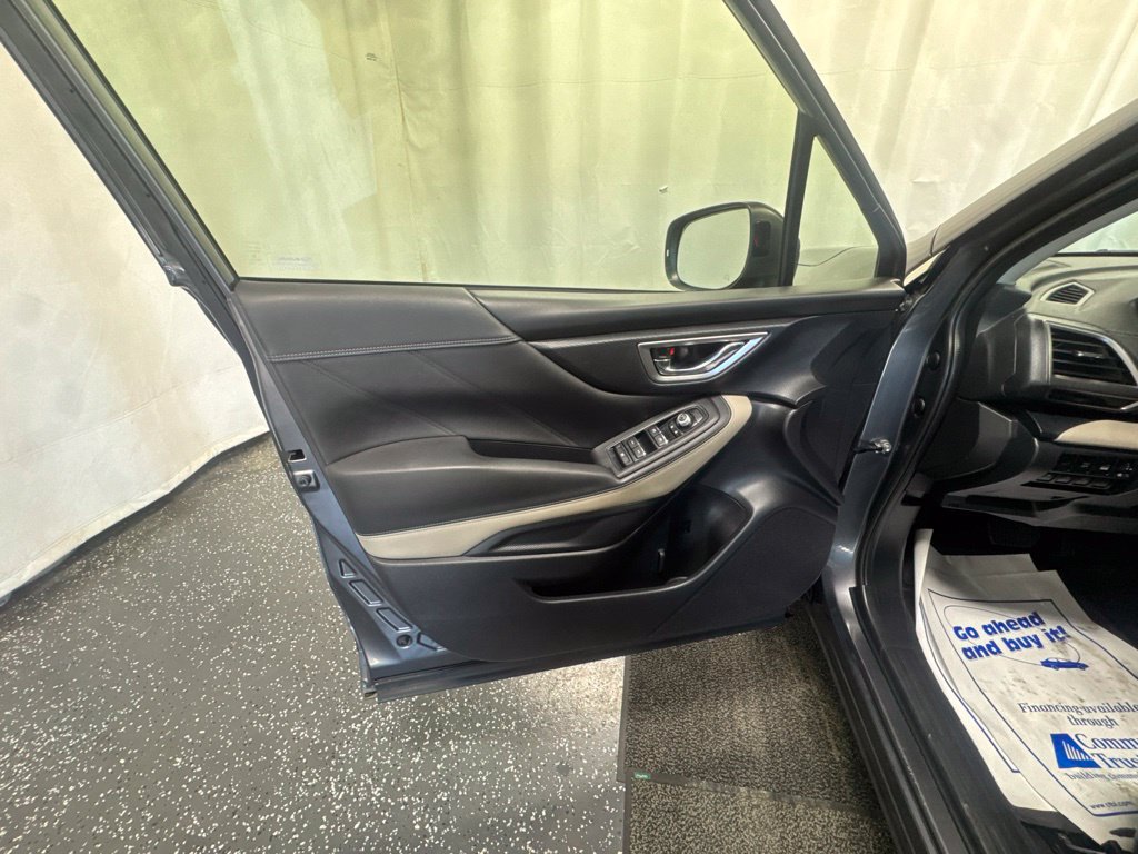 Used 2022 Subaru Forester Limited AWD/4WD image 13