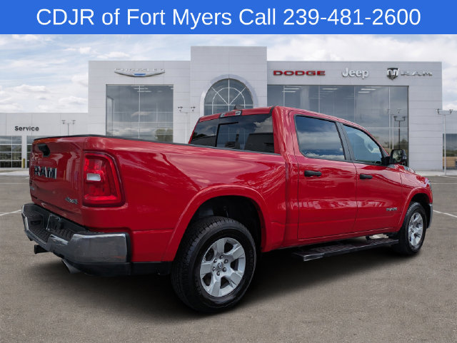 Used 2025 RAM 1500 Big Horn AWD/4WD image 3