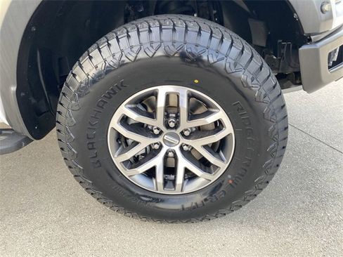 Used 2018 Ford F150 Raptor image 24
