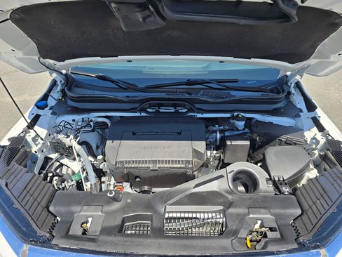Used 2023 Honda Pilot Touring image 9