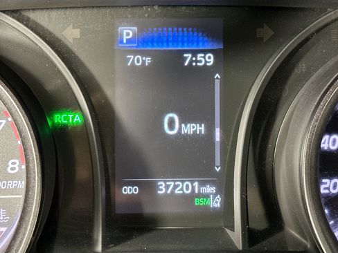 Used 2023 Toyota Camry SE w/ Convenience Package image 12