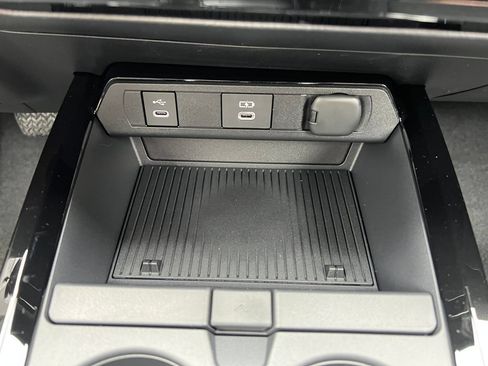 New 2026 Toyota Prius Limited FWD image 26