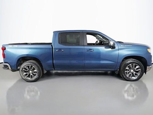Used 2024 Chevrolet Silverado 1500 LT image 13