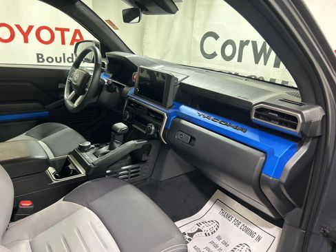 Used 2025 Toyota Tacoma SR5 image 13