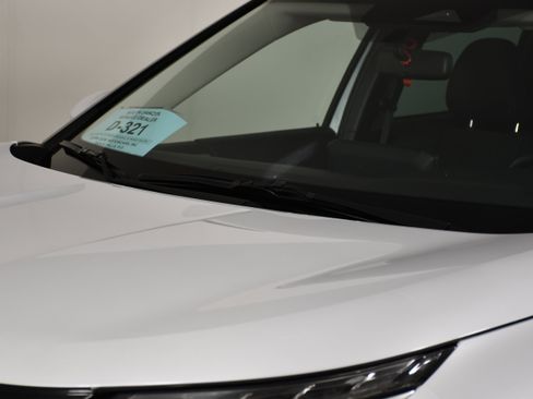 Used 2023 Mitsubishi Outlander SE AWD/4WD image 12
