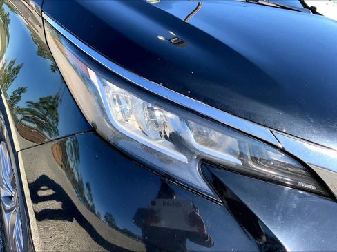 Used 2021 Toyota Sienna XLE image 26