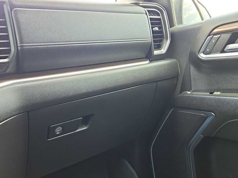 Used 2024 Chevrolet Silverado 1500 LT w/ Leather Package RWD image 23