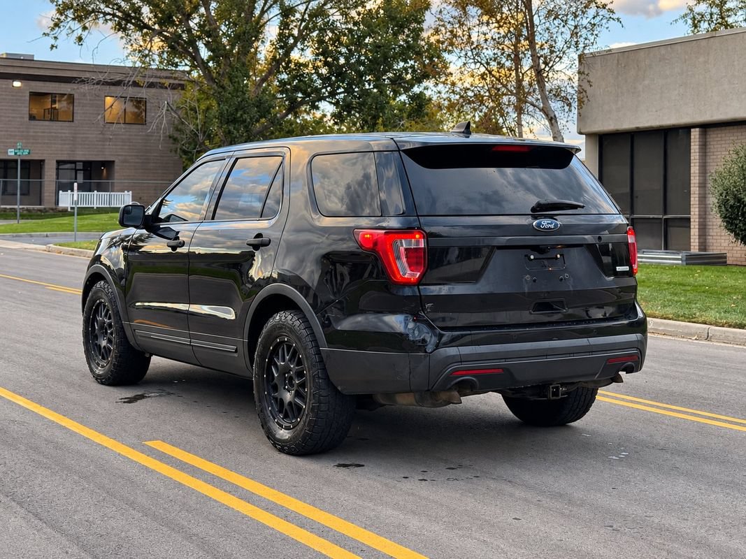 Used 2017 Ford Explorer 4WD Police Interceptor image 3