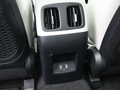 Used 2023 Hyundai Tucson Limited AWD/4WD image 12