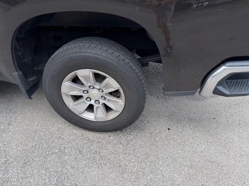 Used 2019 Chevrolet Silverado 1500 LT w/ All-Star Edition AWD/4WD image 8