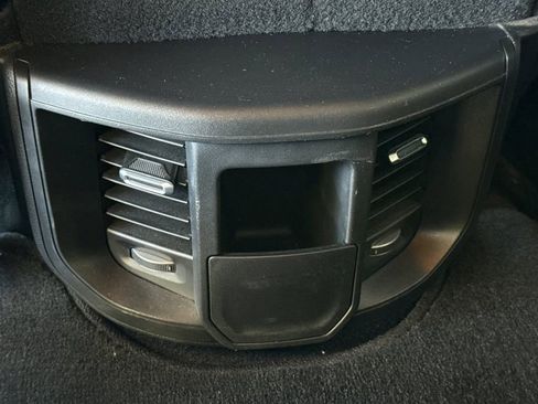 Used 2024 RAM 2500 Big Horn AWD/4WD image 20