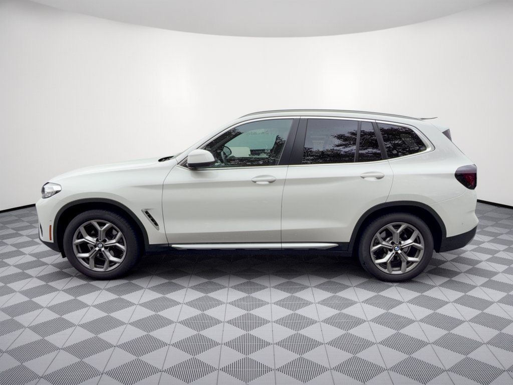 Used 2024 BMW X3 xDrive30i w/ Premium Package AWD/4WD image 2