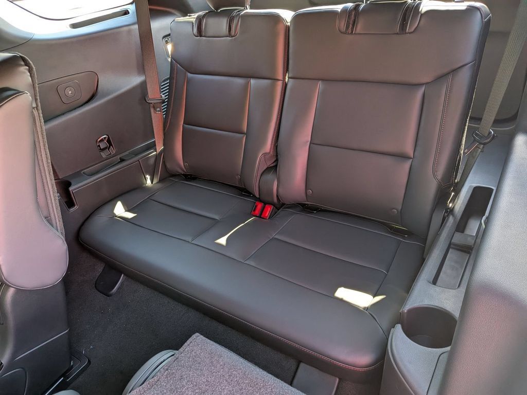 New 2026 Ford Explorer ST-Line AWD/4WD image 17