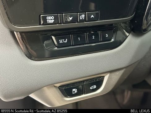 Used 2025 Lexus RX 350 w/ Convenience Package AWD/4WD image 19