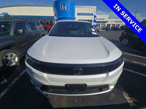 Used 2024 Honda Prologue EX image 2