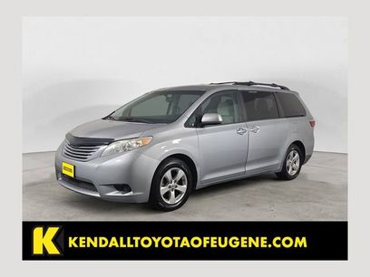 Used 2016 Toyota Sienna LE