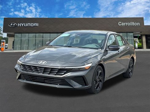 New 2026 Hyundai Elantra SEL Sport Premium FWD image 1