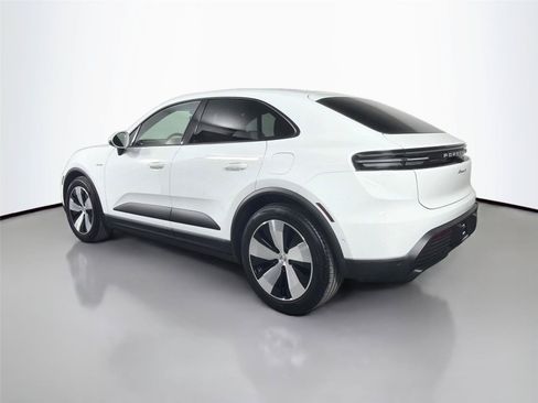 Certified 2025 Porsche Macan 4 Electric w/ Premium Package AWD/4WD image 3