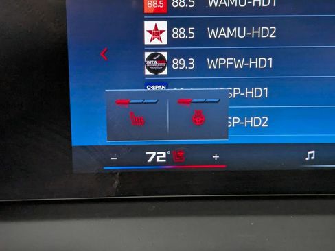 Used 2025 BMW X3 M50 w/ Premium Package image 21