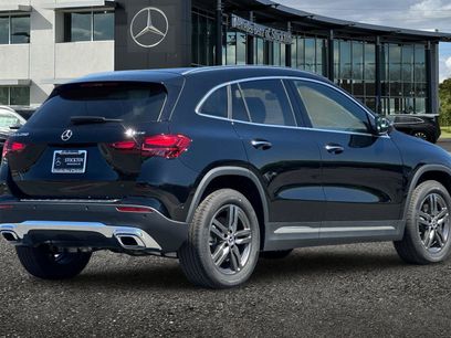 New 2025 Mercedes-Benz GLA 250 250