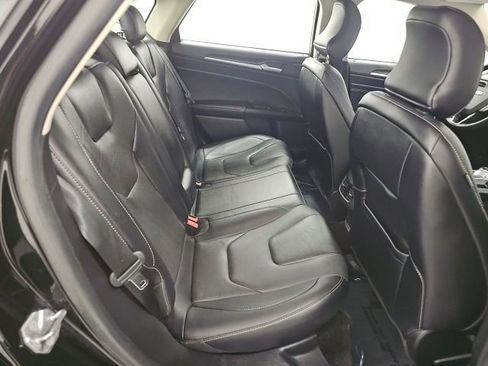 Used 2017 Ford Fusion Titanium image 33