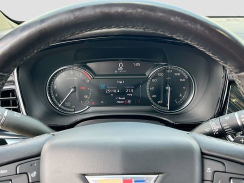 Used 2022 Cadillac XT6 Premium Luxury image 11