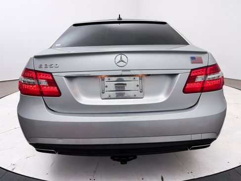 Used 2010 Mercedes-Benz E 350 Sedan image 11