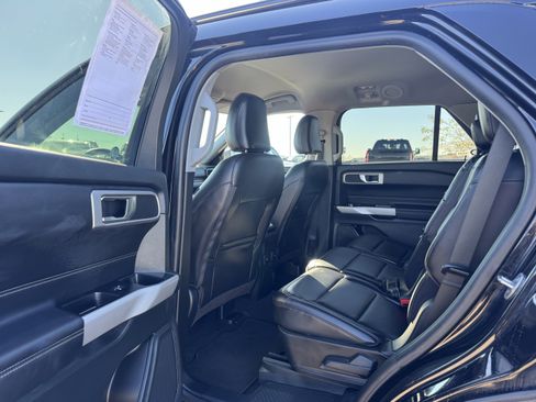 Certified 2024 Ford Explorer XLT w/ Equipment Group 202A image 19