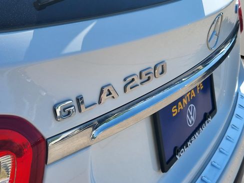 Used 2019 Mercedes-Benz GLA 250 4MATIC w/ Premium Package image 31