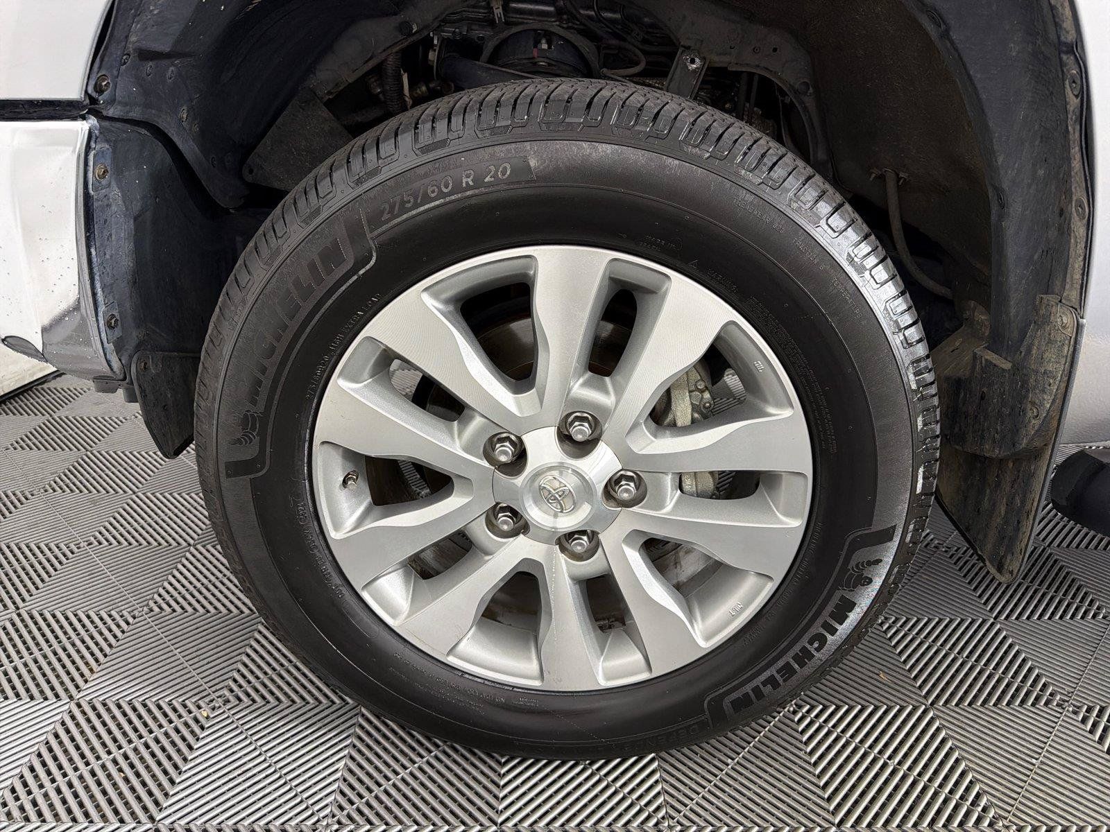 Used 2014 Toyota Tundra Limited w/ Limited Premium Package AWD/4WD image 9