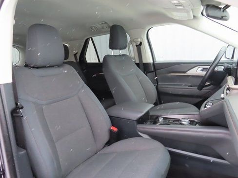 Used 2025 Ford Explorer Active image 26