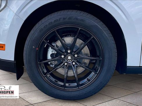 New 2025 Ford Maverick XL w/ Equipment Group 101A image 11