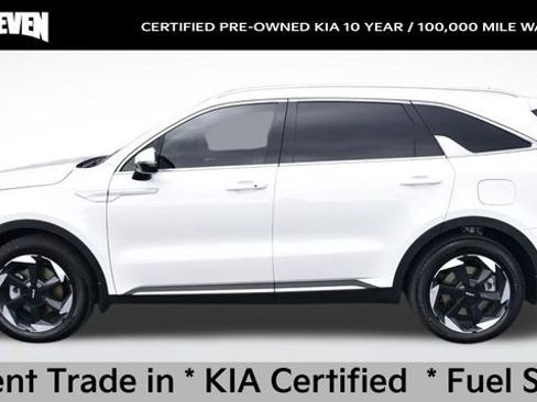 Certified 2025 Kia Sorento EX w/ EX Panoramic Sunroof Package image 2