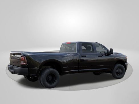 New 2026 RAM 3500 Tradesman AWD/4WD image 4