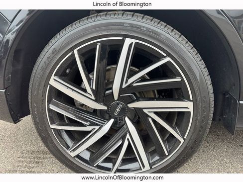 Certified 2025 Lincoln Aviator Black Label w/ Jet Appearance Package image 16