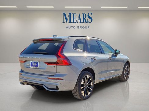 New 2026 Volvo XC60 B5 Plus w/ Protection Package Premier image 5
