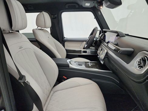 Certified 2025 Mercedes-Benz G 63 AMG 4MATIC image 19